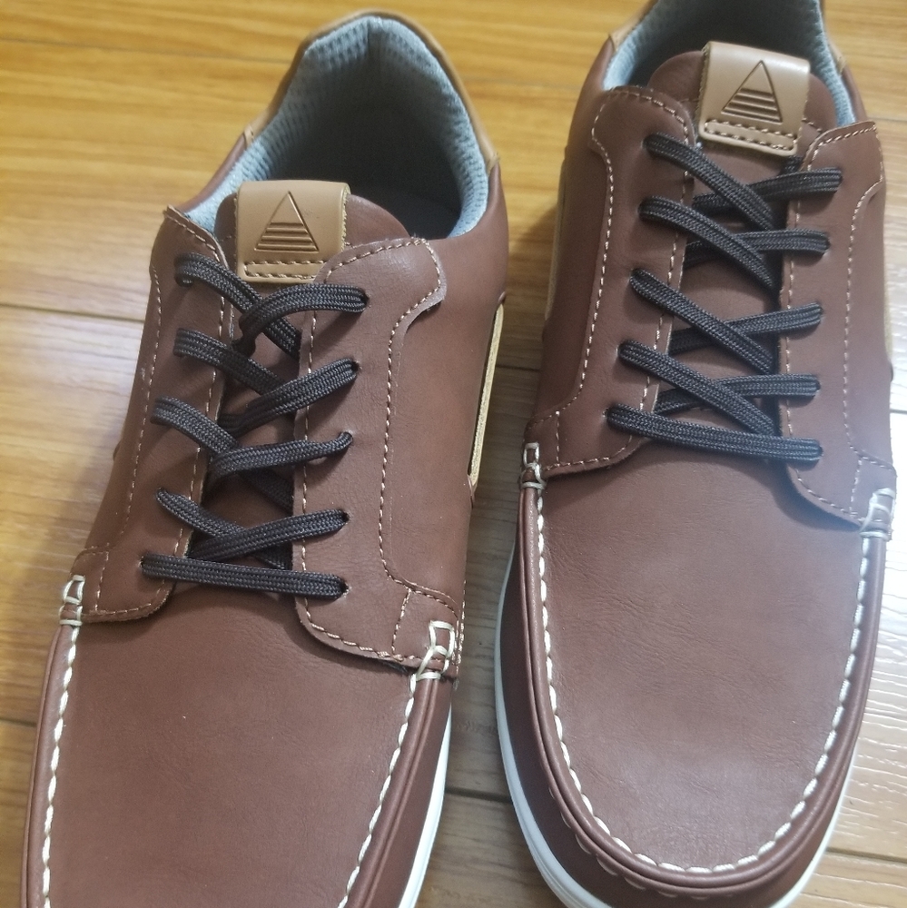ALDO brown topsider Sz.10